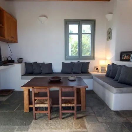 Katerina & Dino's House Holiday home